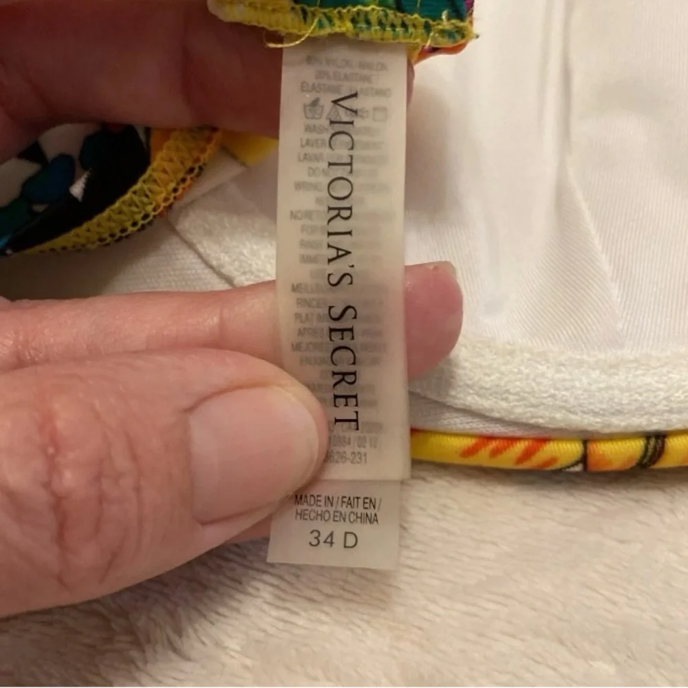 Victoria's Secret White Floral Twist Bandeau Bikini. Flawed See Photos